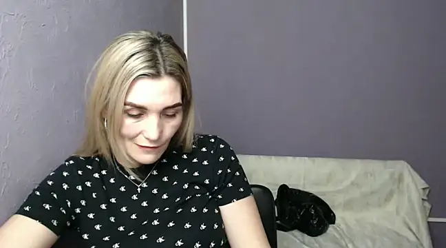 Snapshot of _sexy_lady chatting on January 15, 2025, 5:05 pm sexy lady online show from January 15, 2025, 5:05 pm