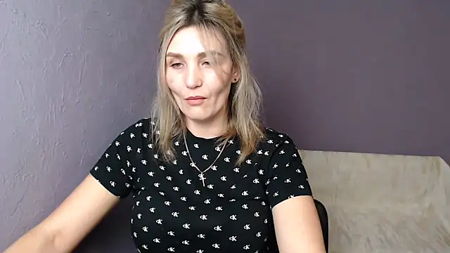 Snapshot of _sexy_lady chatting on February 12, 2025, 7:24 pm sexy lady online show from February 12, 2025, 7:24 pm