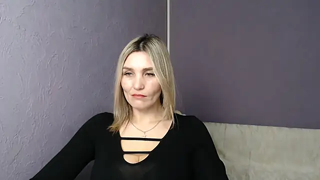 Snapshot of _sexy_lady chatting on February 13, 2025, 1:59 pm sexy lady online show from February 13, 2025, 1:59 pm