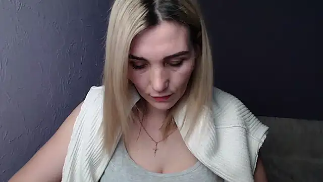 Snapshot of _sexy_lady chatting on February 17, 2025, 7:53 pm sexy lady online show from February 17, 2025, 7:53 pm