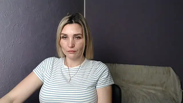 Snapshot of _sexy_lady chatting on February 18, 2025, 3:32 pm sexy lady online show from February 18, 2025, 3:32 pm
