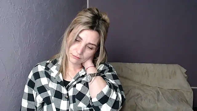Snapshot of _sexy_lady chatting on February 21, 2025, 4:59 pm sexy lady online show from February 21, 2025, 4:59 pm