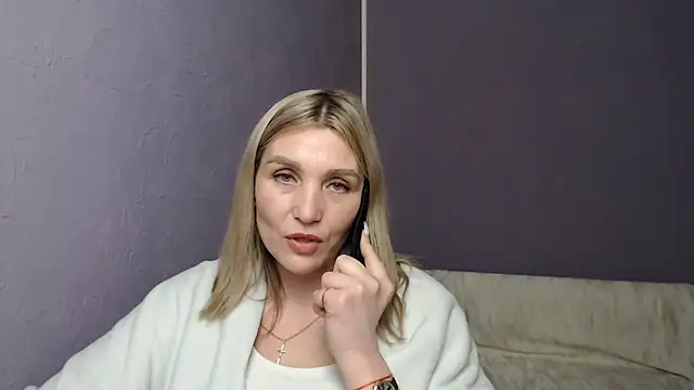 Snapshot of _sexy_lady chatting on March 18, 2025, 4:26 pm sexy lady online show from March 18, 2025, 4:26 pm