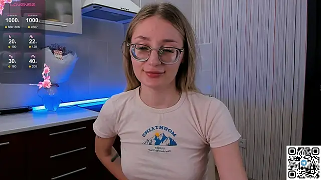 Snapshot of LivyyBossom chatting on March 16, 2025, 5:28 pm LivyyBossom online show from March 16, 2025, 5:28 pm