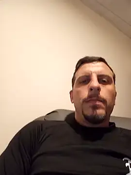 Snapshot of Brucekind chatting on February 20, 2026, 7:47 pm Brucekind online show from February 20, 2026, 7:47 pm