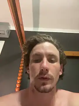 Snapshot of bradleyjamesmc chatting on January 20, 2025, 7:35 pm bradleyjamesmc online show from January 20, 2025, 7:35 pm