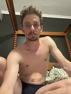 Snapshot of bradleyjamesmc chatting on February 10, 2025, 5:19 pm bradleyjamesmc online show from February 10, 2025, 5:19 pm