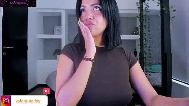 Gianna foxy online show from February 6, 2026, 4:43 pm