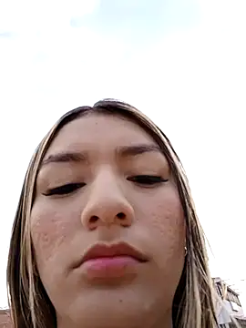 GIRL DONCELLA online show from January 10, 2025, 9:31 pm