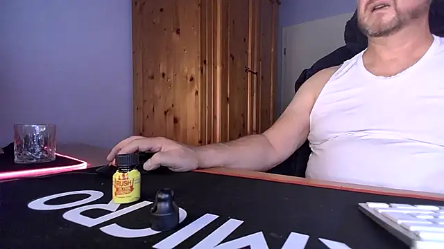 Tom PP cgn online show from October 13, 2025, 1:49 am