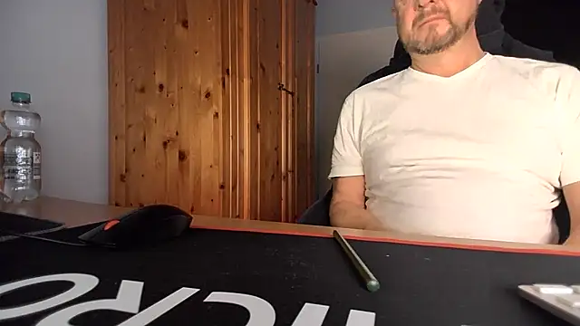 Tom PP cgn online show from November 7, 2025, 5:07 am