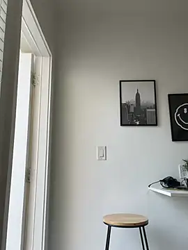 miamiworld online show from December 18, 2024, 9:29 pm