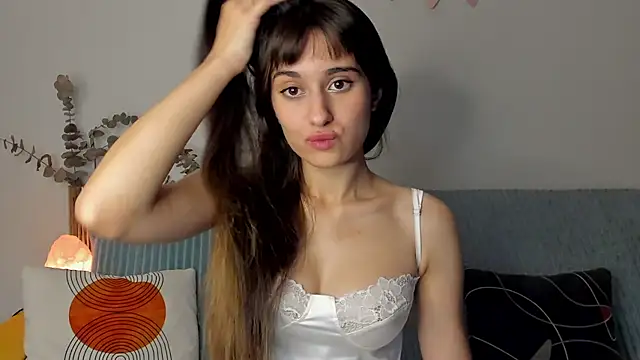 Snapshot of erika_hoiree chatting on September 16, 2025, 3:29 am erika hoiree online show from September 16, 2025, 3:29 am