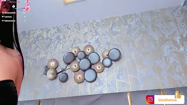 KimDevinne online show from February 22, 2025, 6:17 am