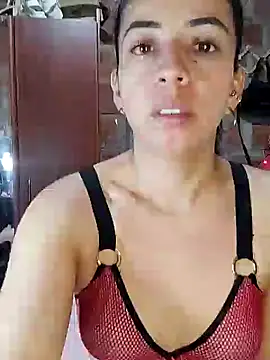 Snapshot of anngela01 chatting on December 26, 2024, 5:47 am anngela01 online show from December 26, 2024, 5:47 am