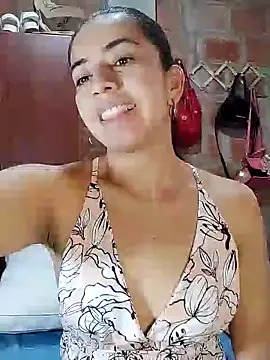 Snapshot of anngela01 chatting on December 27, 2024, 9:32 pm anngela01 online show from December 27, 2024, 9:32 pm