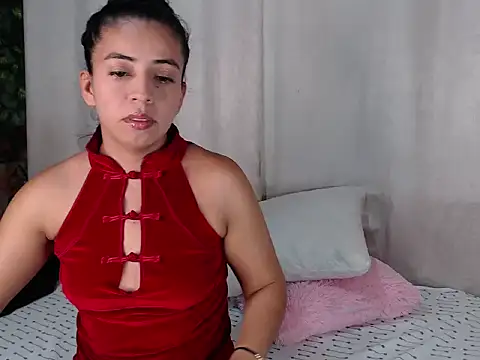 Snapshot of anngela01 chatting on February 25, 2025, 7:36 pm anngela01 online show from February 25, 2025, 7:36 pm