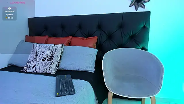 PhilipRich online show from February 9, 2025, 8:13 pm