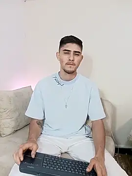 PhilipRich online show from September 24, 2025, 5:05 pm