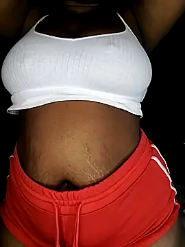 Snapshot of ThickPearlx23 chatting on March 15, 2026, 6:52 am ThickPearlx23 online show from March 15, 2026, 6:52 am