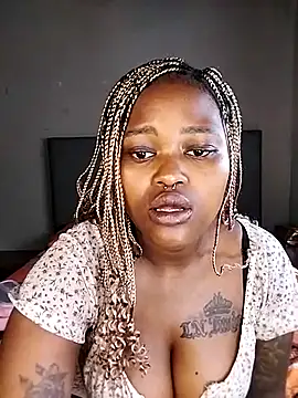 Snapshot of ThickPearlx23 chatting on March 31, 2026, 8:04 am ThickPearlx23 online show from March 31, 2026, 8:04 am