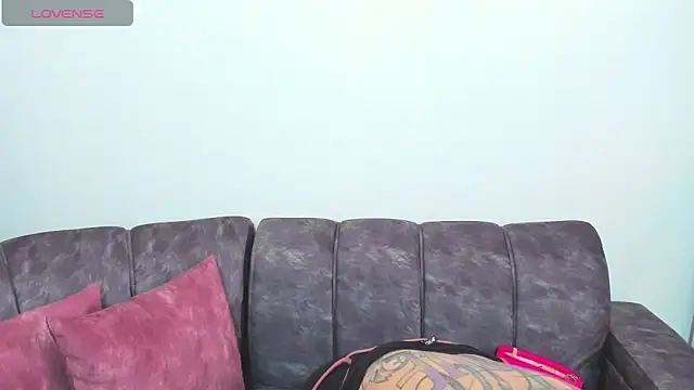 Snapshot of KatInk chatting on October 28, 2025, 3:36 pm KatInk online show from October 28, 2025, 3:36 pm