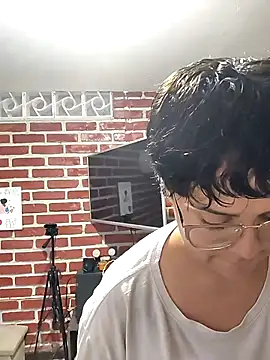 Snapshot of KatInk chatting on December 15, 2025, 9:52 pm KatInk online show from December 15, 2025, 9:52 pm