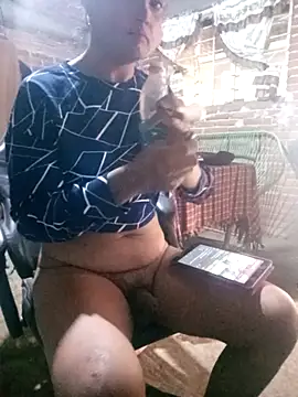 yovana13 online show from April 22, 2026, 3:24 pm