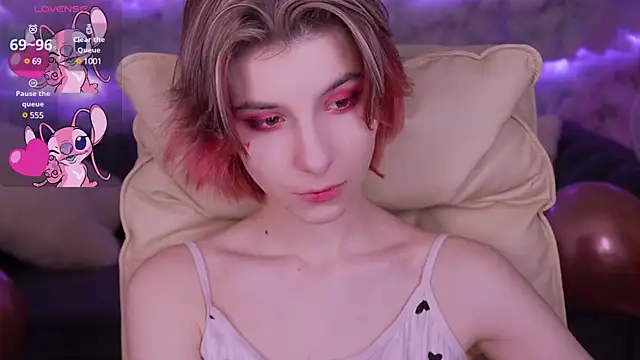 HaylaAmber online show from February 15, 2025, 2:00 pm