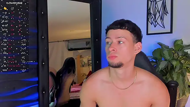 Snapshot of JadeSmiith_ chatting on November 11, 2025, 9:48 pm JadeSmiith online show from November 11, 2025, 9:48 pm