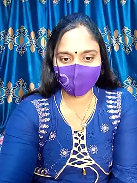 Hot Maleka online show from March 9, 2025, 2:32 pm