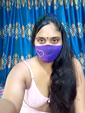 Hot Maleka online show from March 10, 2025, 6:05 am