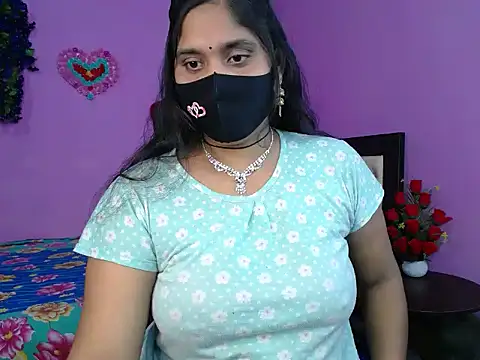 Hot Maleka online show from March 24, 2026, 4:45 pm