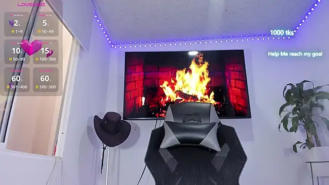 Snapshot of emily_palmeer chatting on October 24, 2025, 11:50 am emily palmeer online show from October 24, 2025, 11:50 am