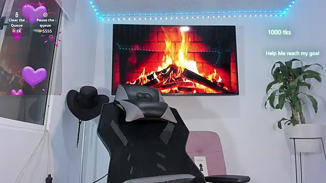 Snapshot of emily_palmeer chatting on October 26, 2025, 3:34 am emily palmeer online show from October 26, 2025, 3:34 am