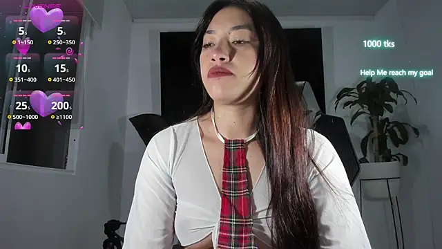 Snapshot of emily_palmeer chatting on November 21, 2025, 10:03 am emily palmeer online show from November 21, 2025, 10:03 am