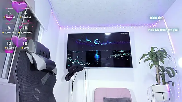 Snapshot of emily_palmeer chatting on December 1, 2025, 10:09 am emily palmeer online show from December 1, 2025, 10:09 am