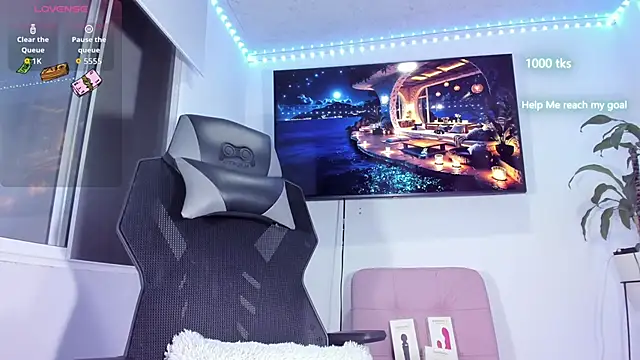 Snapshot of emily_palmeer chatting on January 9, 2026, 11:02 am emily palmeer online show from January 9, 2026, 11:02 am