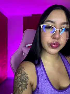 Tamara Roberts1 online show from December 4, 2024, 3:26 am