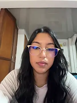 Tamara Roberts1 online show from February 28, 2025, 5:48 am