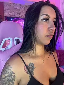 Tamara Roberts1 online show from December 21, 2025, 2:30 am