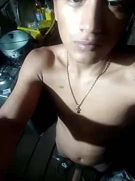 Snapshot of Huebolocko chatting on December 2, 2024, 5:37 am Huebolocko online show from December 2, 2024, 5:37 am