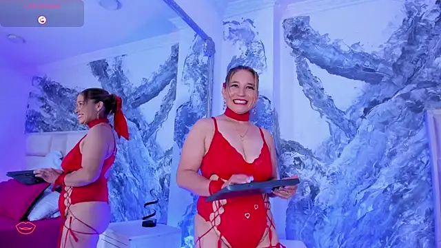 AuroraRojas online show from March 8, 2025, 2:30 pm