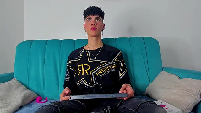 NeoRaptis online show from January 13, 2025, 8:26 pm