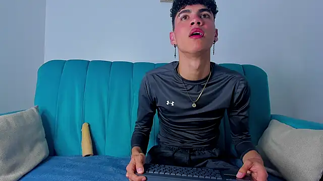 NeoRaptis online show from January 15, 2025, 7:55 pm