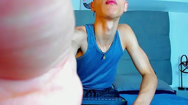 NeoRaptis online show from March 11, 2025, 8:53 pm