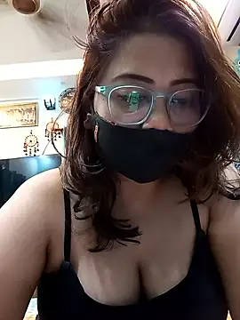 Snapshot of Cute-mona chatting on November 4, 2025, 10:20 pm Cute-mona online show from November 4, 2025, 10:20 pm