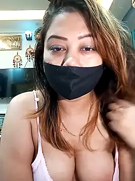 Snapshot of Cute-mona chatting on January 16, 2026, 10:30 am Cute-mona online show from January 16, 2026, 10:30 am