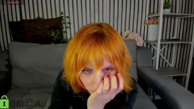 Snapshot of Little_Chips chatting on March 20, 2026, 5:18 pm Little Chips online show from March 20, 2026, 5:18 pm