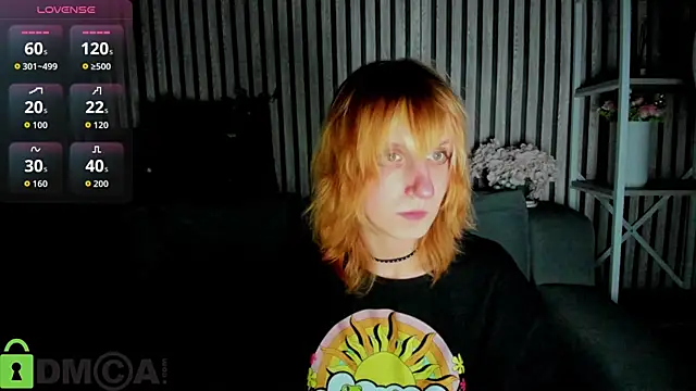 Snapshot of Little_Chips chatting on April 17, 2026, 5:16 pm Little Chips online show from April 17, 2026, 5:16 pm